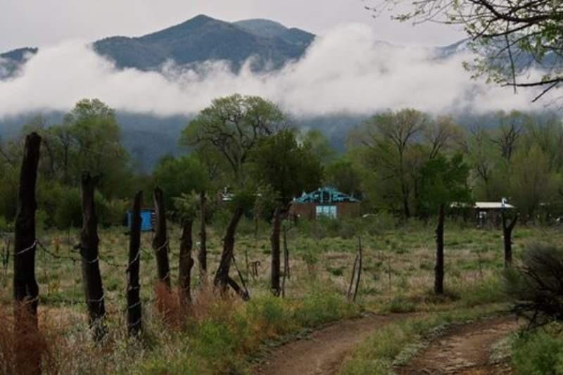 Taos Goji Farm & Eco-Lodge Retreat Arroyo Seco Bagian luar foto